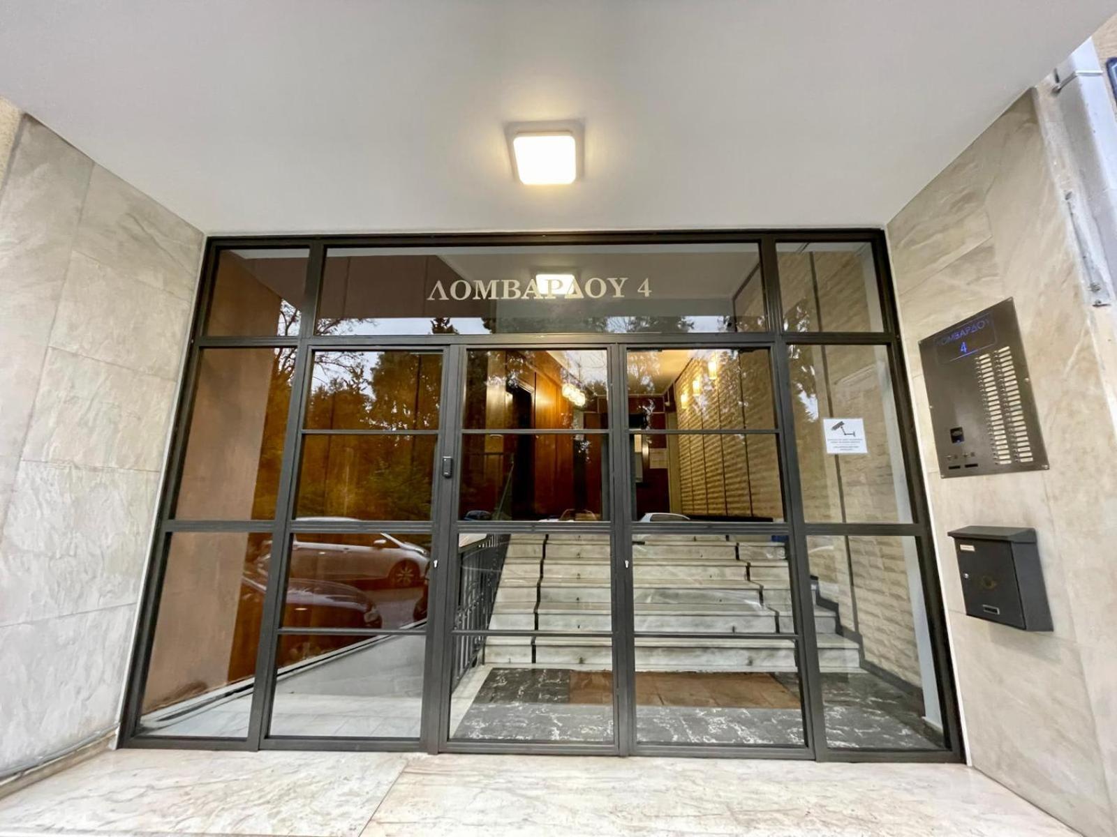 Fully Renovated, Modern Beauty In Central Athens! Экстерьер фото